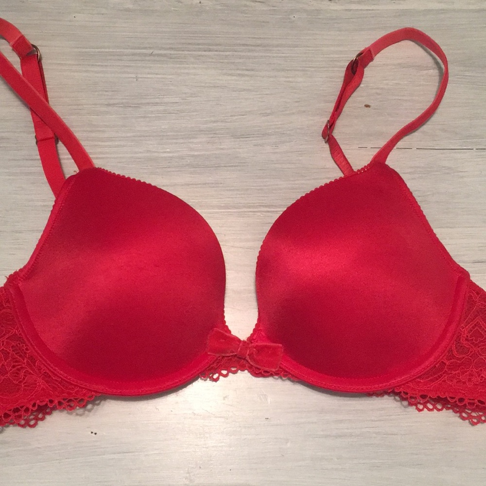 Aerie red bra
